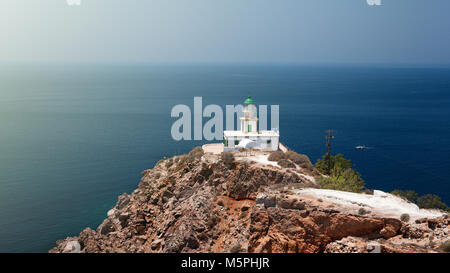 Imponente faro di Akrotiri. Santorini Grecia Foto Stock