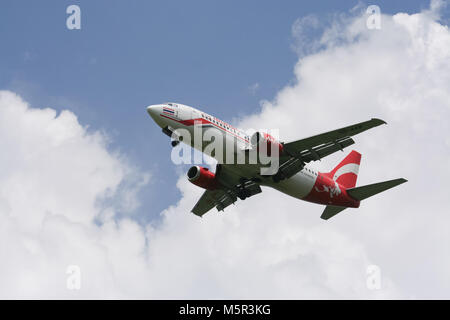 CHIANG MAI, Thailandia - 3 giugno 2007: HS-AAQ Boeing 737-300 di Thai Airasia. Per il volo di Chiangmai e l'aeroporto Suvarnabhumi di Bangkok, Tailandia. Foto Stock