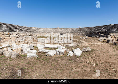 Il vecchio stadio della città antica di Perge in Turchia a Antalya. Foto Stock