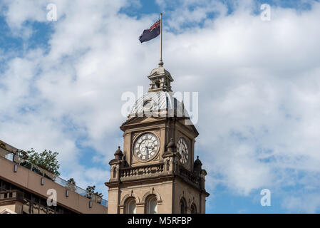 Torre dell Orologio in cima all'epoca vittoriana Raliway centrale stazione di Brisbane, Queensland, Australia Foto Stock