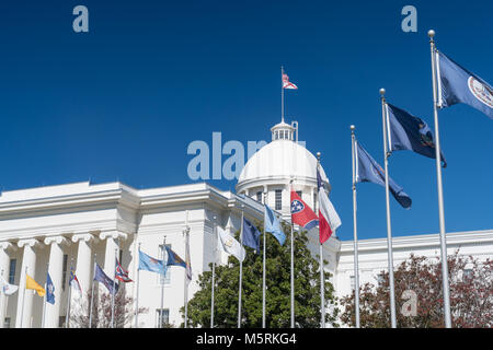 Flag di stato in Alabama State Capitol Building in Montgomery, Alabama Foto Stock