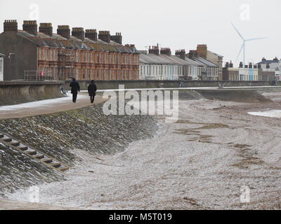 Sheerness, Kent, Regno Unito. 26 Febbraio, 2018. Regno Unito: Meteo la neve comincia a scendere nel Sheerness. Credito: James Bell/Alamy Live News Foto Stock