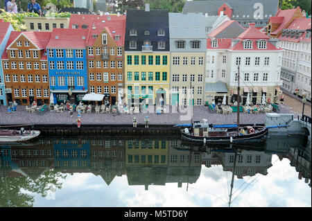 I mattoncini Lego Nyhavn a Copenaghen, in Danimarca in Mini zona della terra a Legoland a Billund Resort aperto 1968 a Billund in Danimarca. 7 agosto 2015, è l'bigges Foto Stock