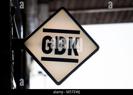 Gourmet Burger Kitchen sign logo. Foto Stock