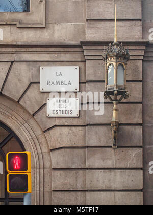 La Rambla streetsign (Street) la piastra sulla parete di un edificio a Barcellona Foto Stock