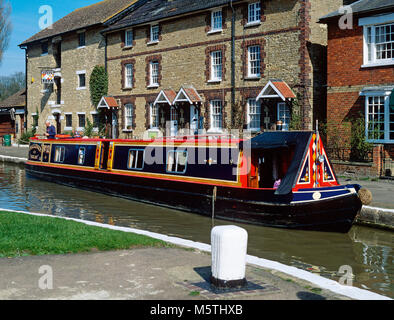 Il Waterways Museum a Stoke Bruerne, Northamptonshire, alla sommità di Stoke Bruern si blocca sul Grand Union Canal Foto Stock