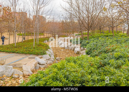 Giorno urbano scena invernale al distretto di Arganzuela park, Madrid, Spagna Foto Stock