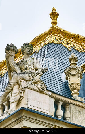 VERSAILLES, Francia - 14 febbraio 2018: Gli interni e i dettagli degli appartamenti reali di Versailles. Il Palazzo di Versailles si trova nel Patrimonio Mondiale UNESCO Sit Foto Stock