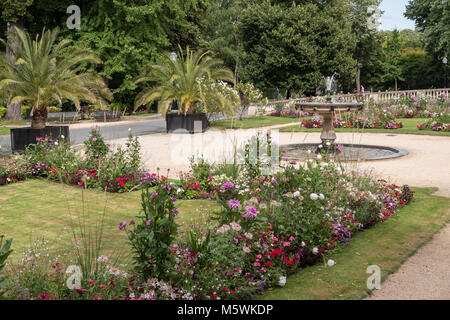 Hotel de Ville Giardini Avenue de Champagne Epernay Marne Grand Est Francia Foto Stock