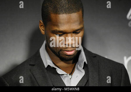 Curtis "50 Cent" Jackson lancia la sua nuova colonia di 'alimentazione da 50 Cent" a Macy's a Los Angeles il 11 novembre 2009. Foto Stock