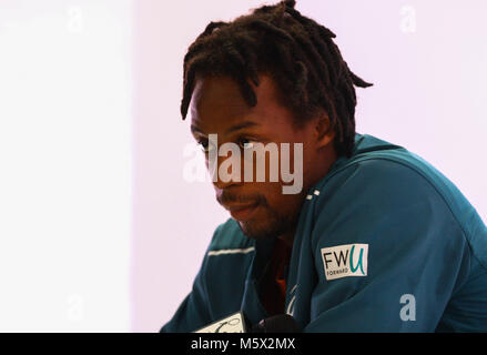 Sao Paulo, Brasile. 26 Febbraio, 2018. - Gael Monfils (FRA), durante un collettivo, al XVIII edizione del Brasile aperto in São Paulo svoltasi presso la palestra di Ibirapuera, al sud della città di São Paulo. (Foto: Eliane Neves/Fotoarena) Credito: Foto Arena LTDA/Alamy Live News Foto Stock