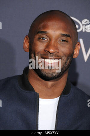 Los Angeles, Stati Uniti d'America. 26 Febbraio, 2018. Kobe Bryant assiste la Premiere mondiale di Disney's" "una grinza nel tempo" al El Capitan theater il 26 febbraio 2018 a Los Angeles, California. Foto di Barry re/Alamy Live News Foto Stock