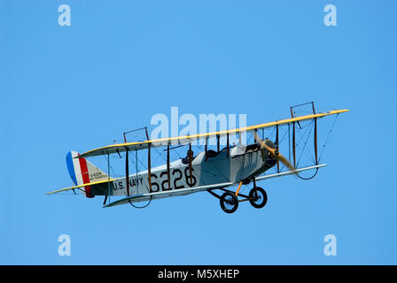 Aérodrome Air Show pilota di eseguire uno spettacolo Foto Stock