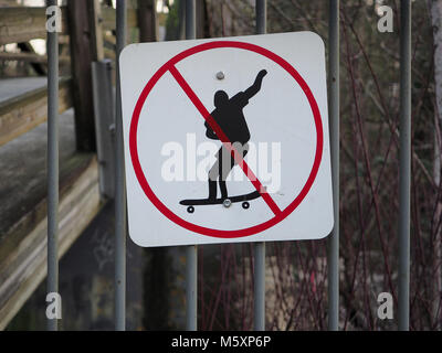 'N' skateboarding accedi Bothell, WA Foto Stock