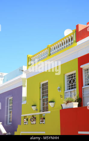 Le case colorate dei Bo-Kaap vibrante quartiere di Cape Town, precedentemente conosciuto come il Quartiere Malay, in Sud Africa Foto Stock