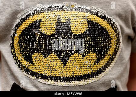 Batman t shirt con paillettes design flip Foto Stock