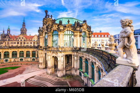 Palazzo Zwinger e Galleria d'arte e museo di Dresda, in Germania. Foto Stock