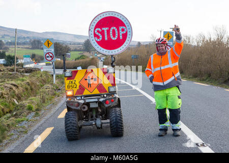 Traffico Mobile segnali su quad bike a lavori stradali nella Contea di Kerry Irlanda Foto Stock