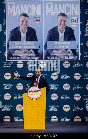 Palermo, Italia. 26 Febbraio, 2018. Italia: Luigi Di Maio, candidato Premier, durante la campagna elettorale, 26 febbraio 2018, Palermo. Credito: Antonio Melita/Pacific Press/Alamy Live News Foto Stock