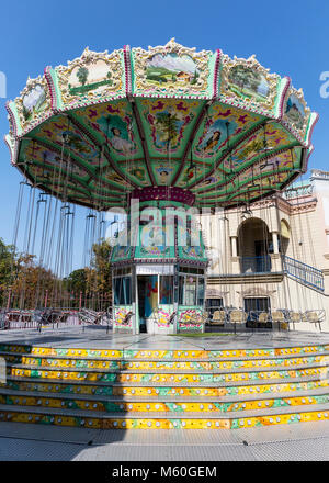 Swing Luftikus giostra, parco divertimenti Prater, Leopoldstadt, Vienna, Austria Foto Stock