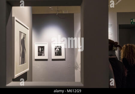 Italia Torino Palazzo Chiablese 27 Febbraio 2018 - inaugurazione della mostra con 250 immagini creato da Frank Horvat, insieme con una trentina di altre immagini prese dalla sua collezione privata. La mostra dal 28 febbraio al 20 maggio nel Chiablese Halls - illustra il cammino compiuto dal grande fotografo attraverso l evoluzione del linguaggio fotografico e delle sue tecniche. Foto Stock