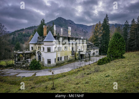 Abbandonato health spa resort in Slovacchia Foto Stock