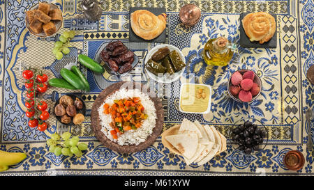 Ifthar pasto di sera per il Ramadan Foto Stock