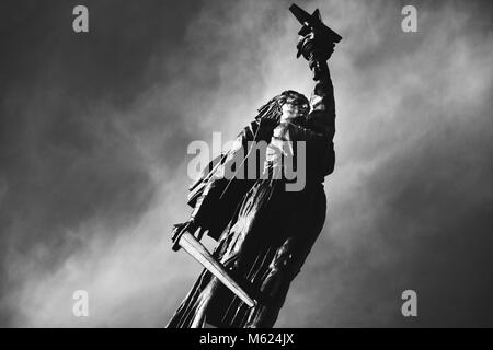 Batina, Croazia monumento in memoria del più grande e bloodest Guerra Mondiale 2 la battaglia sul suolo iugoslavo - Battaglia di Batina (1944). Vicino al fiume Danubio Foto Stock