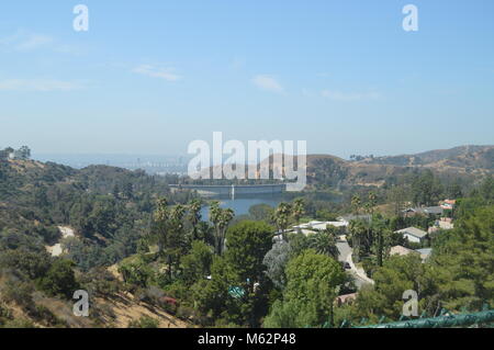 Viste di Los Angeles dall'Osservatorio Griffith nella zona sud della montagna di Hollywood. Luglio 7, 2017. Hollywood Los Angeles California. Stati Uniti d'America. E Foto Stock