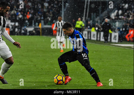 Torino, Italia. Il 28 febbraio 2018. Alejandro Gomez (Atalanta BC) durante la TIM Cup partita di calcio tra Juventus e Atalanta BC presso lo stadio Allianz il 28 febbraio, 2018 a Torino, Italia. Credito: FABIO PETROSINO/Alamy Live News Foto Stock