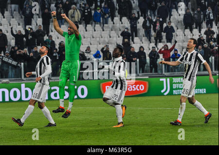 Torino, Italia. Il 28 febbraio 2018. La Juventus FC durante la TIM Cup partita di calcio tra Juventus e Atalanta BC presso lo stadio Allianz il 28 febbraio, 2018 a Torino, Italia. Credito: FABIO PETROSINO/Alamy Live News Foto Stock