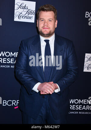 Los Angeles, California, USA. Il 27 febbraio, 2018. James Corden arriva a la donna della ricerca sul cancro del fondo un indimenticabile serata di Gala benefici al Beverly Wilshire Hotel di quattro stagioni il 27 febbraio 2018 a Beverly Hills, la California. Credito: Tsuni / USA/Alamy Live News Foto Stock