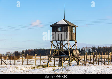 Torri di guardia in Majdanek campo di concentramento in Lublin, Polonia Foto Stock
