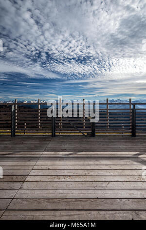 La vista dalla terrazza panoramica sul monte Hochgrat verso sud. Regione di Allgäu, in Baviera, Germania, Europa. Foto Stock