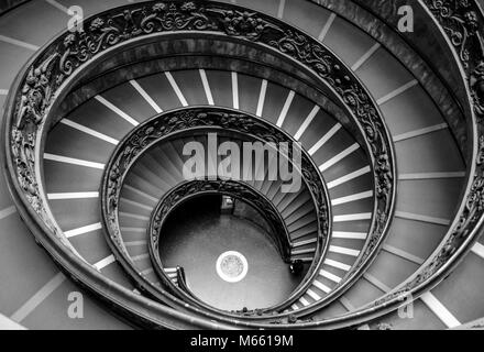 Musei Vaticani belle scale a spirale per il pubblico nella Città del Vaticano Foto Stock