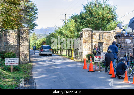 West Virginia, Appalachia Appalachia, Alderson, carcere federale per le donne, Camp Cupcake, rurale, paese, campagna, ingresso, fronte, copertura dei media, arrivo di Foto Stock