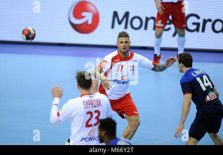 CRACOV, Polonia - 19 gennaio 2016: Uomini EHF European Handball Federation EURO 2016 Cracovia Tauron Arena Polonia Francia o/p: Bartosz Konitz Foto Stock