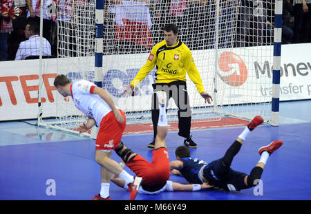 CRACOV, Polonia - 19 gennaio 2016: Uomini EHF European Handball Federation EURO 2016 Cracovia Tauron Arena Polonia Francia o/p: Slawomir Szmal Foto Stock