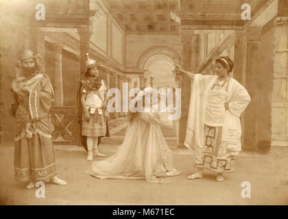 Attori messa in scena al teatro, Italia 1880 Foto Stock