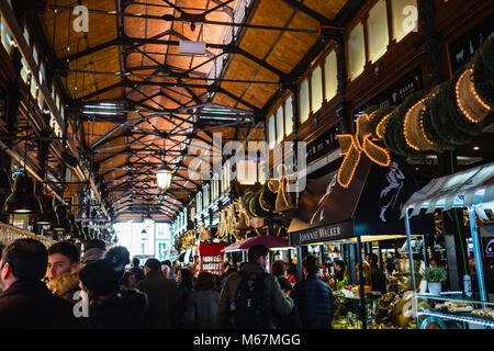 Il mercato turistico di Madrid Foto Stock