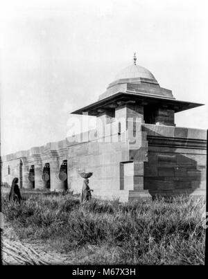 La costruzione di Rashtrapati Bhavan foto scattata da A. G. Shoosmith, Edwin Lutyens il rappresentante in New Delhi, dove ha lavorato da 1920-1931.Shoosmith uscì in India nel 1920 da Edwin Lutyens' rappresentante permanente a Nuova Delhi. Quando il nuovo capitale è stato in aumento, Lutyens e Herbert Baker usciti solo per un paio di mesi ogni inverno mentre il rappresentante permanente era sul posto tutto l'anno, e Shoosmith il lavoro era per supervisionare la costruzione del viceré's House Foto Stock