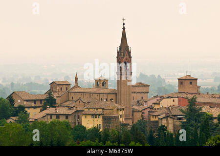 Vista di Castelvetro di Modena, Emilia Romagna, Italia Foto Stock