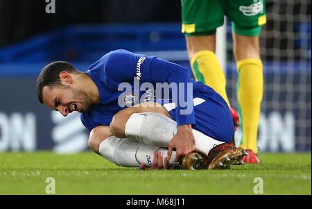 Pedro di Chelsea smorfie nel dolore durante la FA Cup terzo turno replay tra Chelsea e Norwich City a Stamford Bridge di Londra. 17 Gen 2018 Foto Stock