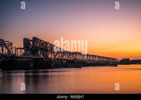 Amtrak Old Saybrook - vecchio ponte di Lyme   Old Lyme, Connecticut, Stati Uniti d'America Foto Stock