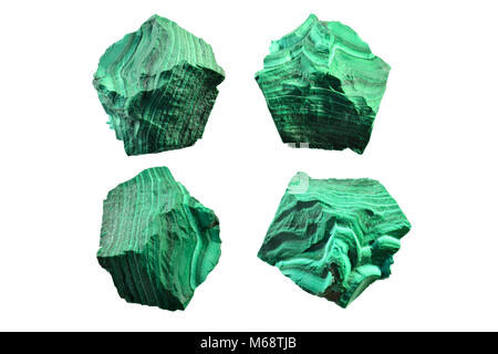 Primo piano dettaglio della Malachite Verde pietra minerale isolato su sfondo bianco. Foto Stock