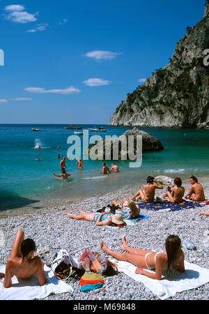 La spiaggia di Marina Piccola, l'isola di Capri, Italia, Europa Foto Stock