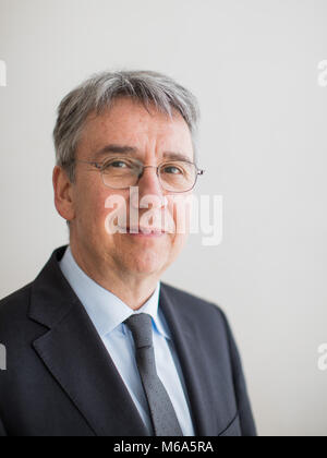 01 marzo 2018, Germania, Duesseldorf: Andreas Mundt, Presidente del Bundeskartellamt. Foto: Rolf Vennenbernd/dpa Foto Stock