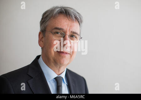 01 marzo 2018, Germania, Duesseldorf: Andreas Mundt, Presidente del Bundeskartellamt. Foto: Rolf Vennenbernd/dpa Foto Stock