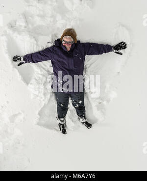 Weston Super Mare, Regno Unito. 2 Marzo, 2018. Snow Day in Occidente. Credito: James Thomas/Alamy Live News Foto Stock