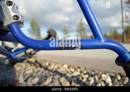 Dobrograd, Vladimir regione, la Russia. Il 23 ottobre 2016. BMX bike closeup nel skatepark Foto Stock